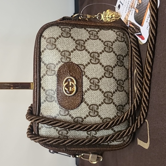 Gucci Handbags - GUCCI ULTRA RARE VINTAGE LATE 1960’S GG COATED CANVAS CROSS BODY POUCH BAG